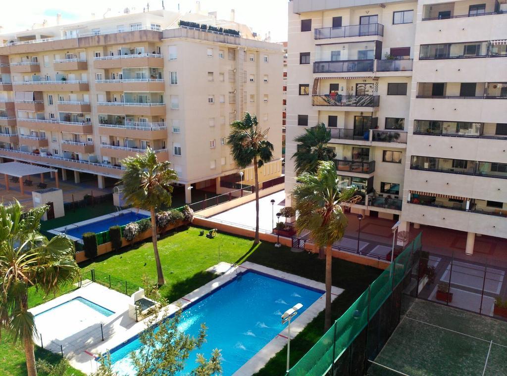 Jardines Del Litoral Momas Homes Малага Номер фото