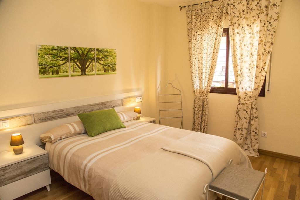 Jardines Del Litoral Momas Homes Малага Экстерьер фото